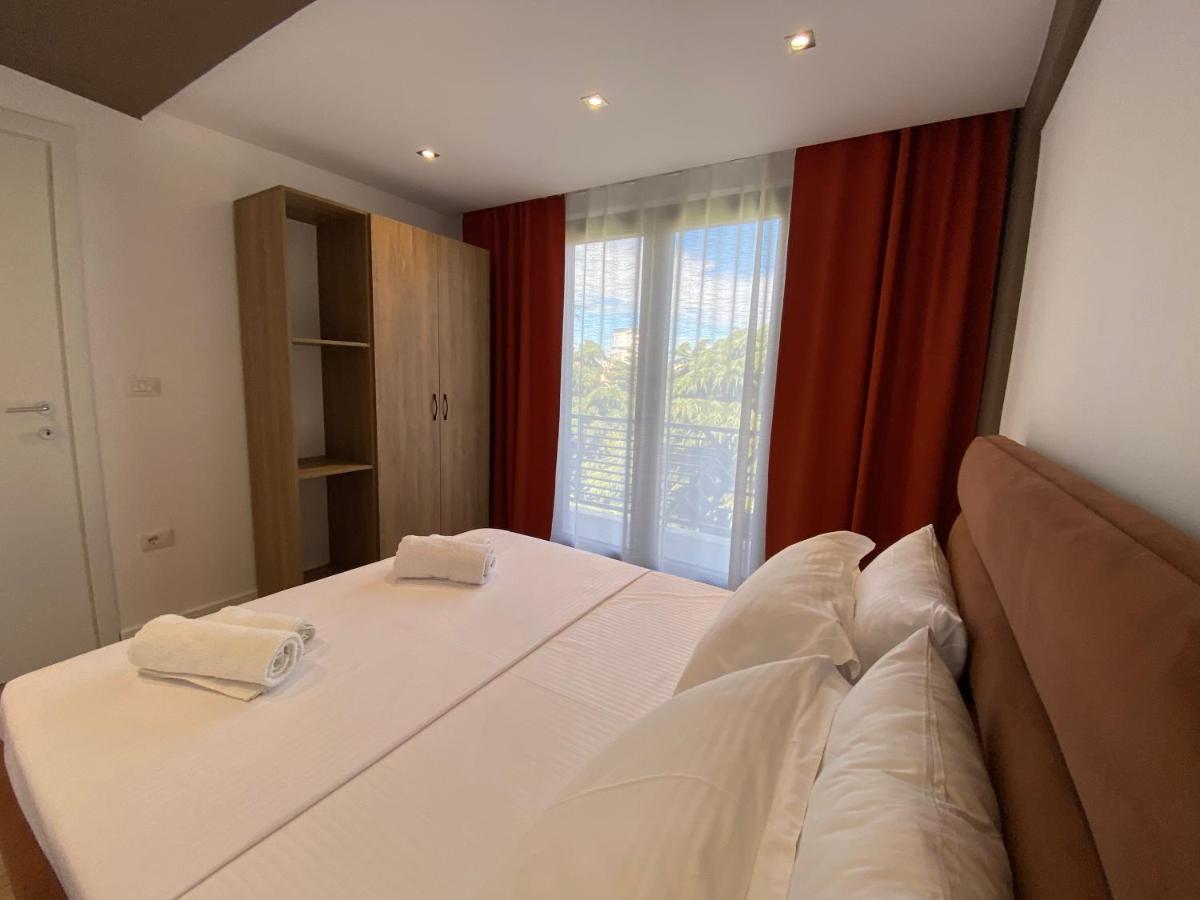 دراس Brand New Apts Located At The City'S Main Square-100 Mbs Wifi المظهر الخارجي الصورة