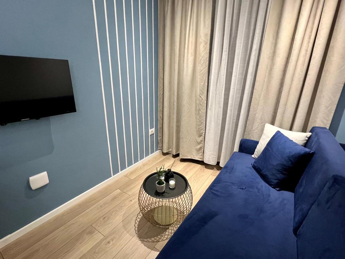 دراس Brand New Apts Located At The City'S Main Square-100 Mbs Wifi المظهر الخارجي الصورة