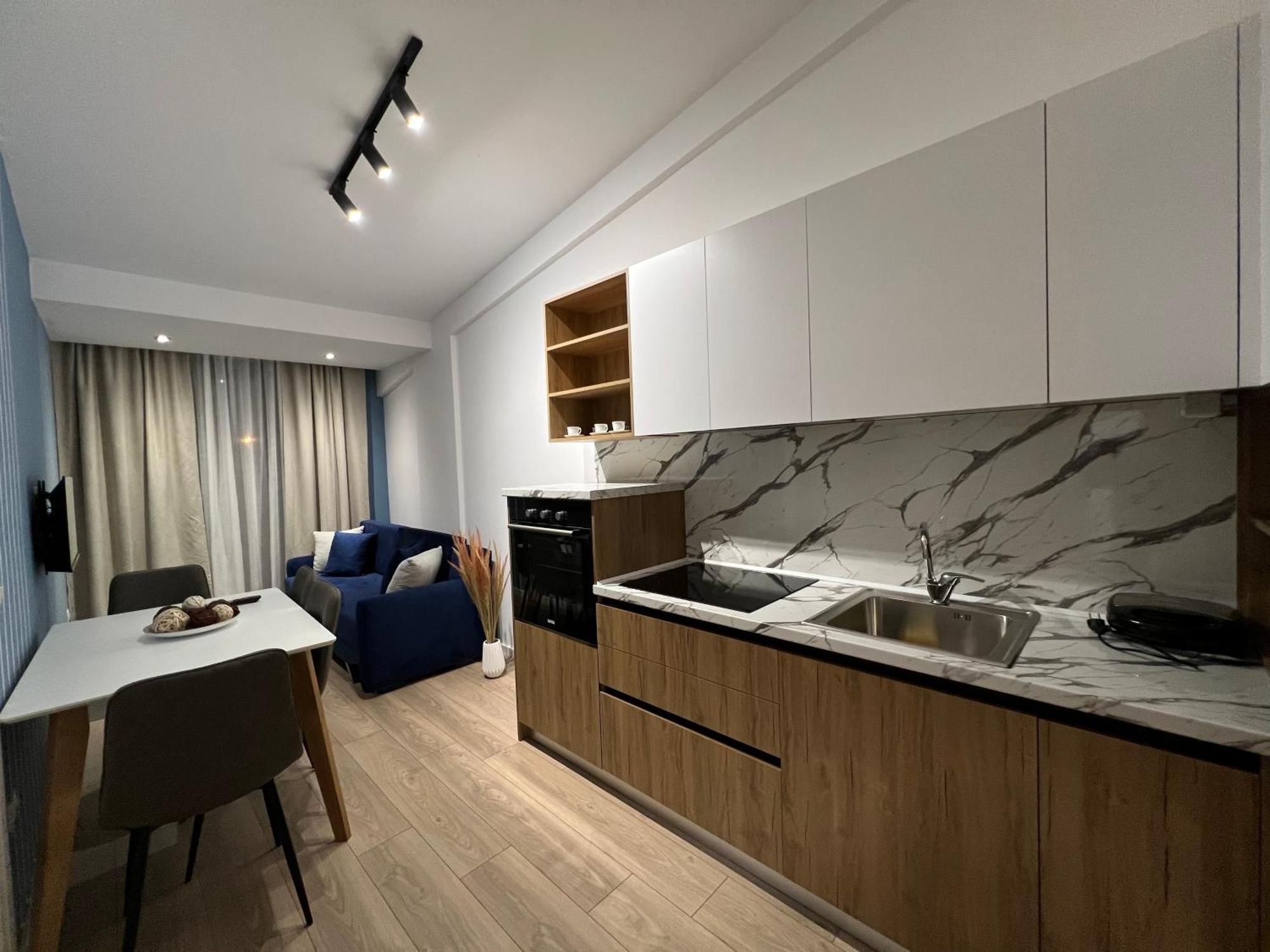 دراس Brand New Apts Located At The City'S Main Square-100 Mbs Wifi المظهر الخارجي الصورة