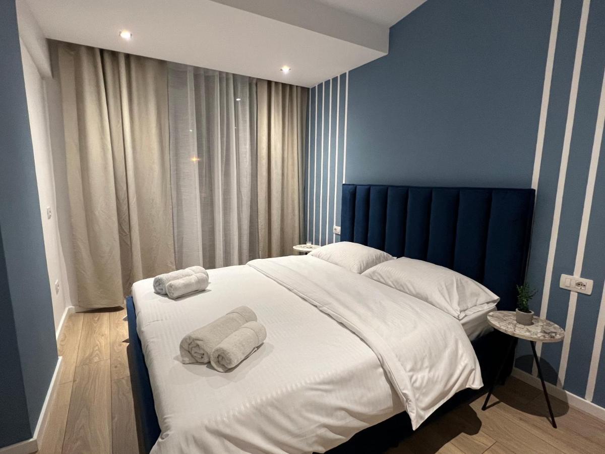 دراس Brand New Apts Located At The City'S Main Square-100 Mbs Wifi المظهر الخارجي الصورة